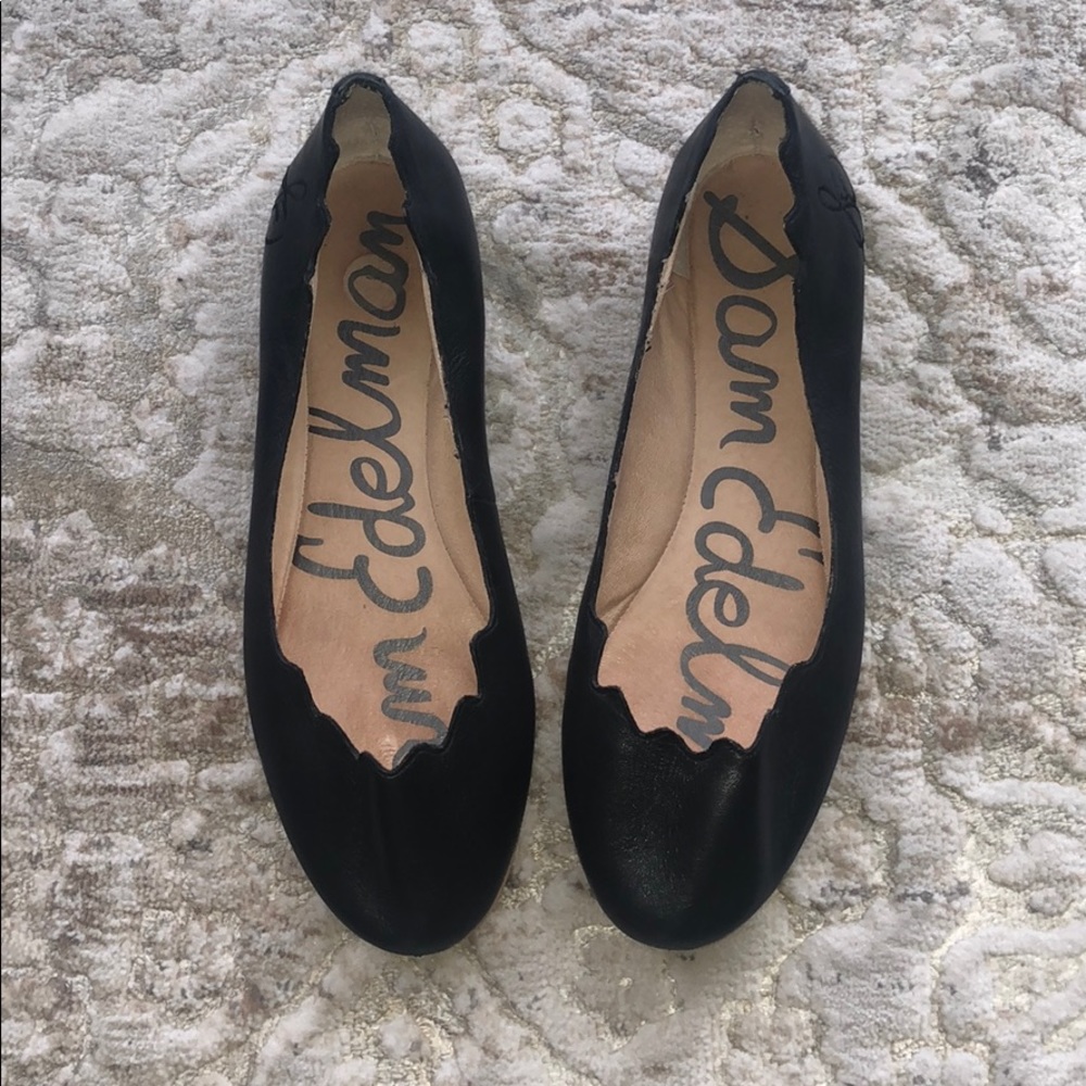 Sam Edelman Black Flats!